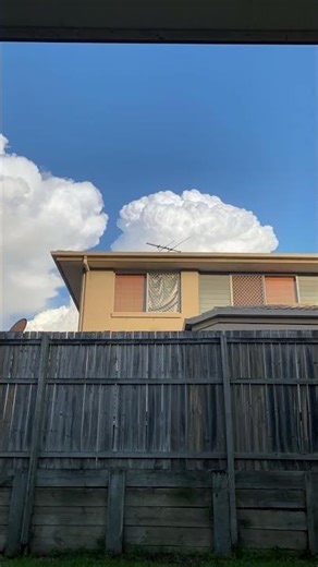 Incredible cumulonimbus Timelapse