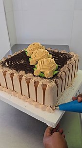 252K views · 1.9K reactions | tutorial para decorar tortas moca con chocolate y jalea sencillo y facil #pastelescreativos #tutorial #cakelover | El mundo de la pasteleria | Facebook