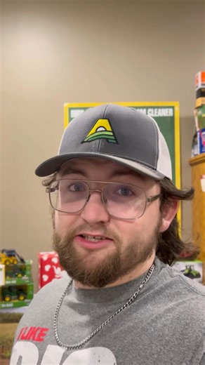 Congratulations ​‪@FearsomeRhino2‬ For Hitting 100,000 Subscribers! Officially In The Club!! 🎉🎊🥳🍾