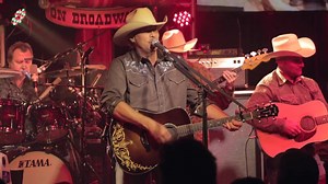 After being honored by the CMT Music Awards - Alan Jackson surprised a crowd of fans at Nashville's The Stage on Broadway- check out where you can stream his big announcement TODAY! | Nashville Country Club