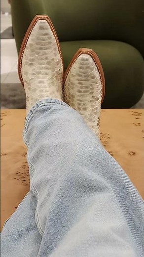 Natural Python Boots With Light Jeans #jeans #levis #boots #westernwear #style #cowboyboots #shoes