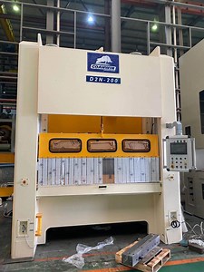 [Hot Item] High Productivity CNC Hydraulic Power Press Punching Machine