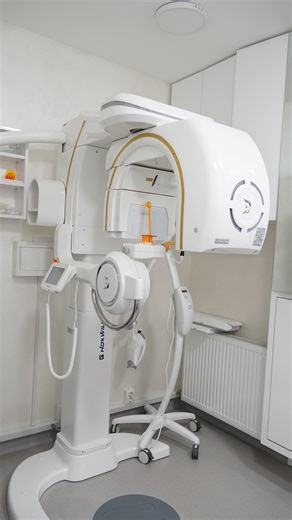 Stomatologie Brăila | Fațete | Implant Dentar | Invisalign | on Instagram: "Un diagnostic corect NU se ghicește. Se vede, se analizează și se face cu responsabilitate 🤍 La Adorable Dentistry folosim computer tomograf dentar pentru siguranța și sănătatea zâmbetului tău ! 📍 Tot ce ai nevoie, într-un singur loc ◽️Brăila ,Bulevardul Independenței nr.67 ◽️Brăila ,str.1 Decembrie 1918 nr.11 bloc 3A parter 🔸0770 333 112 🔸0758 333 112 #diagnostic #stomatologie #adorabledentistry #computertomografden