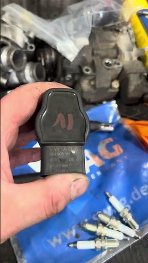 Replacing spark plugs and ignition coils on a Volkswagen Tiguan 2.0 TSI