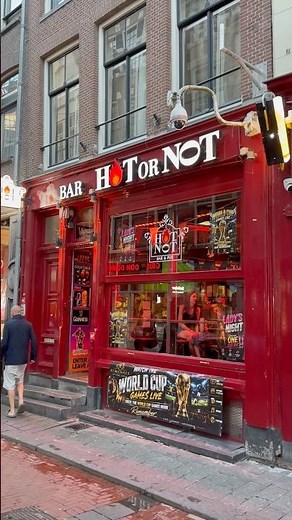 🍻 Amsterdam Bar – Hot or Not? 🤔🇳🇱