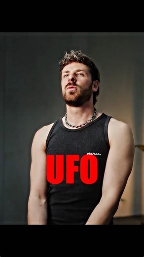 Rewi spricht über das UFO #rewinside #paluten