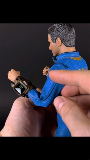 Threezero Sole Survivor Review #Fallout #Threezero #ActionFigures