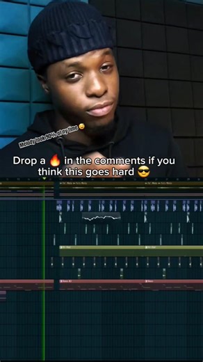 making some trap beats ✌️😎