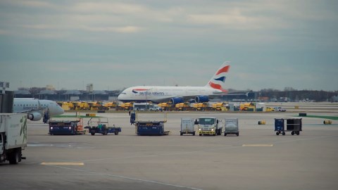 The United States' 10 largest airports in operation