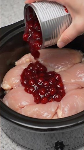🍗🍒 Slow Cooker Cranberry Chicken