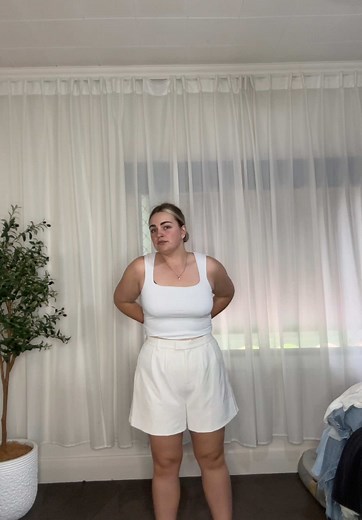 Last part of cleaning out my closet with me - shop everything over on my Depop #cleanoutmycloset #weightloss