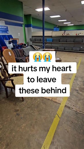 I want to save everything 😩 #thrifting #goodwill #antiques | Julie Thrifts