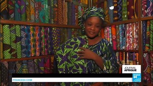 114K views · 2.1K reactions | Le pagne Wax, tissu symbole de l'Afrique Symbole de l' #Afrique, ce textile est en grande partie produit aux Pays-Bas. En Côte-d'Ivoire  des tisserands ivoiriens ont crée un village pour promouvoir leur savoir-faire | FRANCE 24 | Facebook