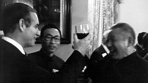 Memories of Bob Ray: undercover shutterbug, softball pitcher and Chinese picnic purveyor