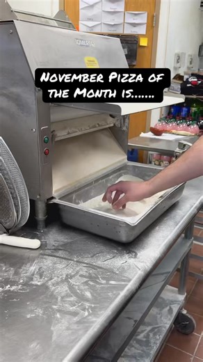 🔥 November’s got flavor! Watch how we craft our Chicken Bacon Ranch pizza - creamy ranch sauce, juicy chicken, crispy bacon, and melty cheese to perfection. One bite and you’ll know why it’s the star of the month! 😋 #pizzaofthemonth #chickenbaconranch #chanticlearpizza | Chanticlear Pizza