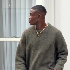 Switch up your seasonal uniform with heritage prints and statement layers. | ASOS