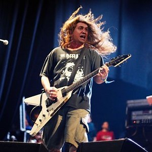 Listen to Ed Miliband attempt a death metal scream live on air: \