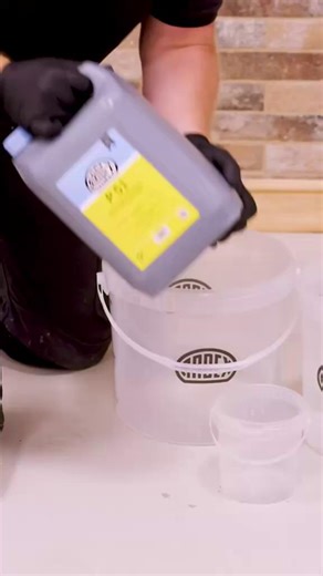 ARDEX UK on Instagram: "Easy Prime with ARDEX P 51 👌😍 For cement screeds, simply dilute 1 part P 51 with 3 parts water and you're ready to go! 👍 👉 Setting the foundations for your ARDEX Levelling & Smoothing Compound to give you the perfect finish #p51 #ardexuk #priming #flooring #subfloorprep"