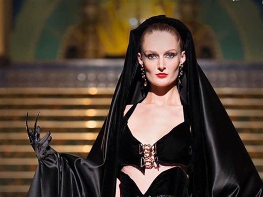 Which brands have partnered up with Project Runway for season 21?