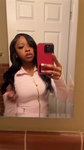 CoCo, GG, she wanna eat me