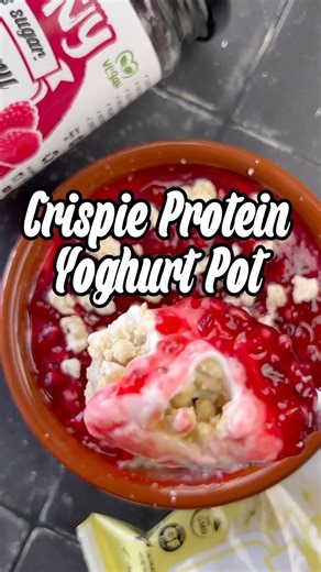 2.9K views · 39 reactions | Looking for a delicious low sugar breakfast to get you going first thing in the morning? ☕️ Look no further! Try this irresistible Crispy Protein Yoghurt Pot, made using our White Chocolate Crispies and our Low Sugar Raspberry Jam! 北 #recipe #skinnyfoodco #healthyrecipes #healthybreakfast | The Skinny Food Co | Facebook