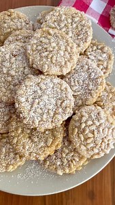 Pignoli Cookies! 🇮🇹❤️ Comment “COOKIE” and I’ll send you the recipe! 🤩 #pignoli #pignolicookies #italiancookies #italianfood | This Delicious House