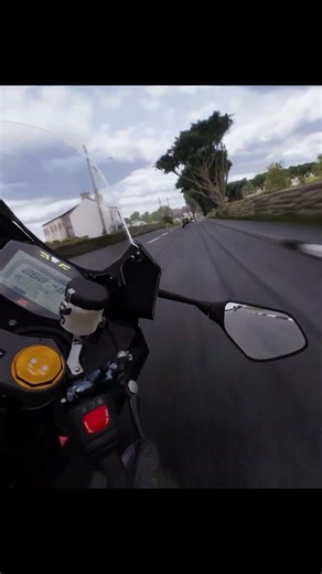 SUZUKI GSX-R 1000R - SOUTHERN 100 I RIDE 5 #suzukigsxr #suzukibikes #ride5