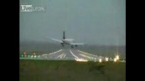 横風着陸　A320 crosswind approach