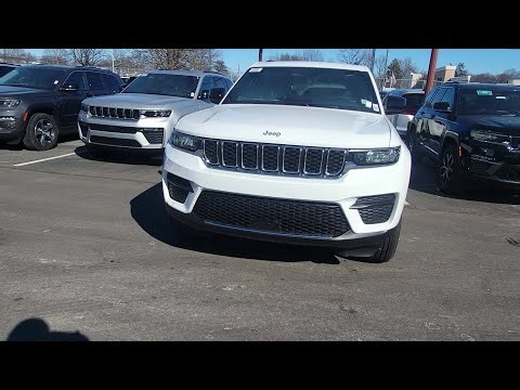 2025 Jeep Grand Cherokee Laredo Lawrenceville, Princeton, Trenton, Flemington, Levittown
