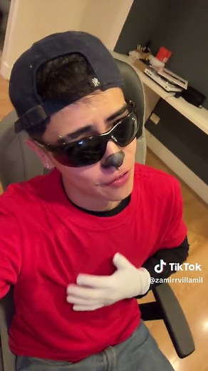 Max Goofy Costume: Fun Halloween Dress Up Ideas