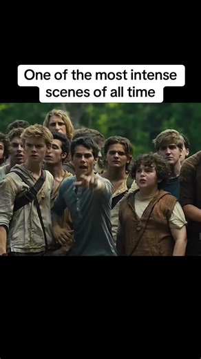 Thomas running into the maze #mazerunner #moviescenes #dylanobrien #themazerunner #filmclips