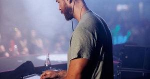 Calvin Harris WEB TV in live streaming - CoolStreaming.us