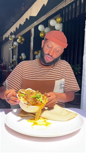 This food Kekel is a classic Ethiopian 🇪🇹 🔥 stew style dish made with meat usually lamb or beef that is slow cooked with mild spices and vegetables . 📌 Mare 📍 Bole skylight behind zegeye . Kekel:500 Gomen besega: 360 . ቦሌ አካባቢ እራሳቸው ያደርሳሉ . Addis Ababa restaurant, Ethiopian food review, Kekel place in Addis Ababa, Ethiopian local guide, Ethiopian traditional food 🇪🇹🔥, Kekel in Ethiopia . ፯