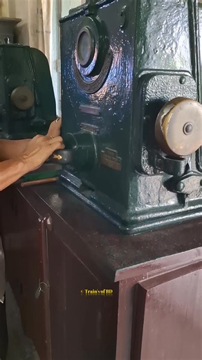 Process of inserting tablet tokens into block machines. #shorts #ytshorts #tablet #token #reelsvideoシ #reelsfbシ #reelsfypシ | Trains of BD