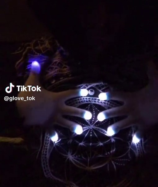 #SpreadTheFlow #gloving #visualasmr #LEDgloves