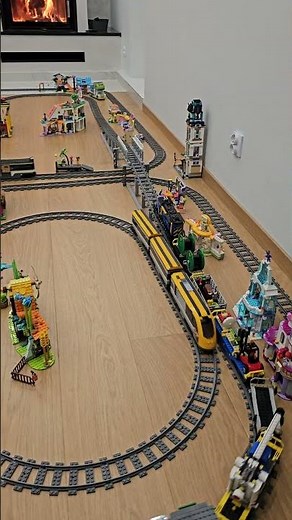LEGO train urban heat: 4-loop setup with a fiery backdrop!