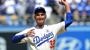 The story behind Dodgers’ red uniform numbers & TV broadcasts