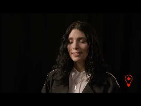 Би-2 “Свободная любовь”. Nadya Tolokonnikova / Pussy Riot, художница