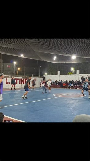 Brian Ramos on Instagram: "Jaja no podía no hacerlo😅⚽️ #futbol #gira #jugador"