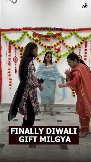 Finally diwali gift milgya.....