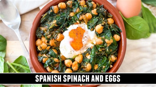 Spanish spinach and eggs | Classic recipe from Sevilla