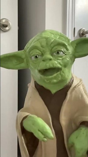 YODA FARTS IN FRONT OF A GIRL AND IT STINKS - The Puppet Yoda Show