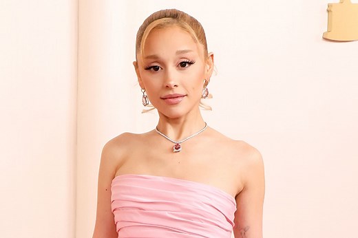 Ariana Grande finalizes divorce, will pay ex Dalton Gomez $1.25 million