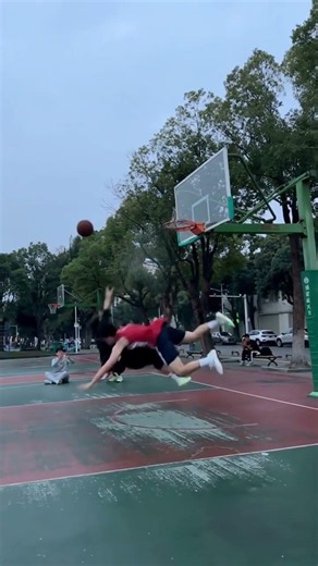 MID-DUNK SUPER FAIL (TACKLED DURING BASKETBALL) #basketball #hoops #fail