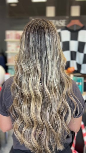 full head of teasylights today 🤌🏼😍 come see us at @Genesis Boutique and Salon 💖 #houstontexas #hoistonhairstylist #dickinson #color #hairtok