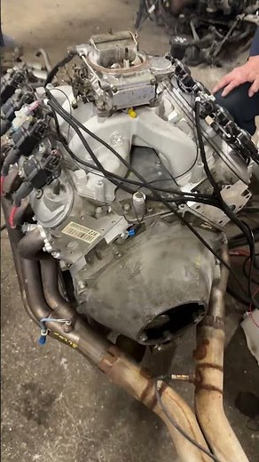 2005 Corvette LS2 6.0L Engine Run Video Stock #ZM8363
