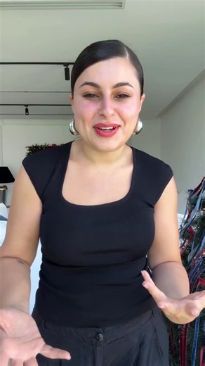 Mina Al Sheikhly on Instagram‎: "‎متابعيني اللي بالإمارات ❤️😍 ‎كلش متحمسة اشوفكم كلكم في دبي ‎يوم ٢٧ ديسمبر الساعة ٧ مساءً في City Centre Mirdif في The Glowland"‎