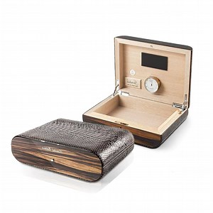 [Hot Item] Custom Logo Lacquered Solid Wood Gift Box Laser Engraving Modern Handmade Luxury Custom Humidor Wooden Cigar Box