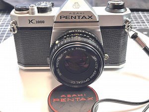 Pentax K1000 Complete Kit: With 50 Mm F2.0 Pentax -M Lens and Hand Strap- Action Ready! - Etsy