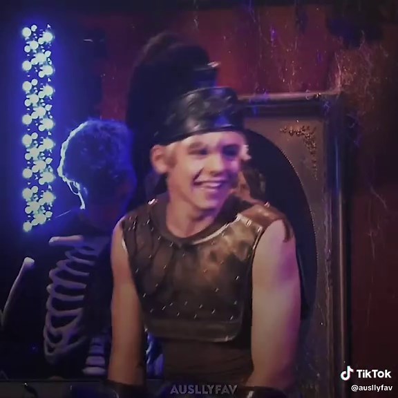 Happy Belated Halloween! Ally Dawson & Austin Moon Performance Edit
